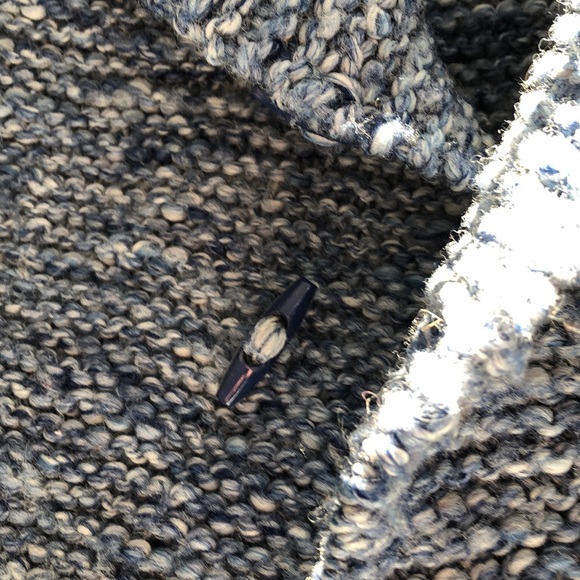 🛑SOLD🛑Toddler knit sweater for a girl or a boy - Picture 3 of 3